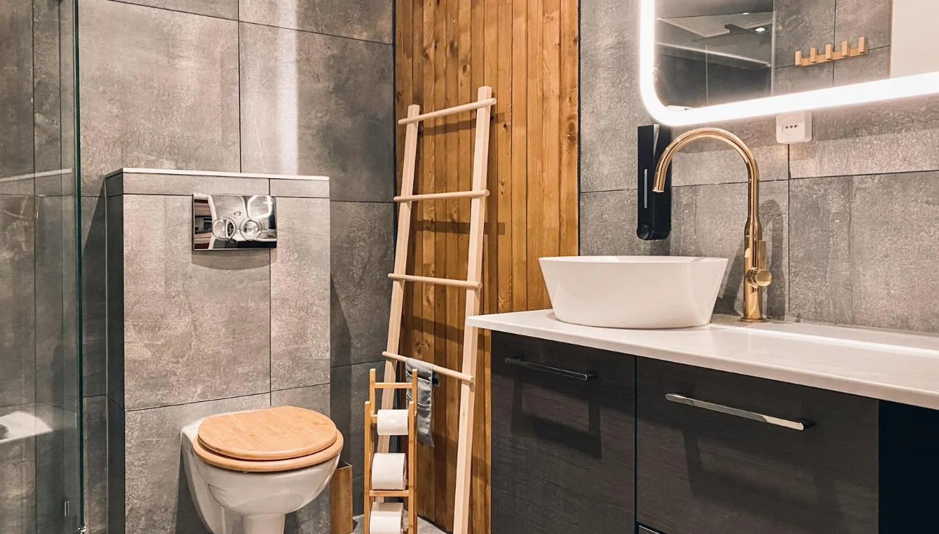 Luxurious Loft In Maastricht City Center Hollandia